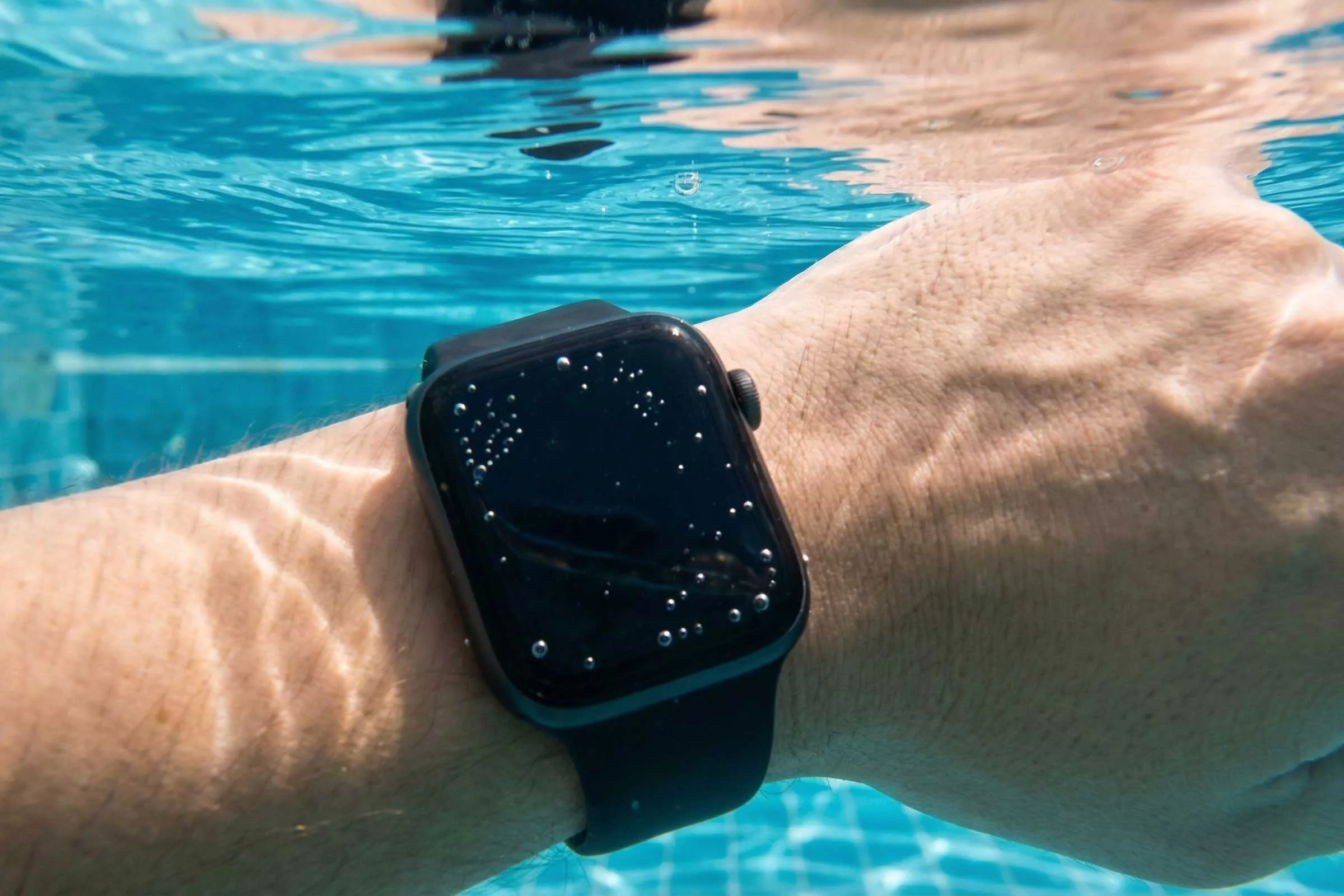 Smartwatch unter Wasser