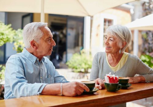 Senioren Dating: Nähe, Vertrauen und neue Begegnungen