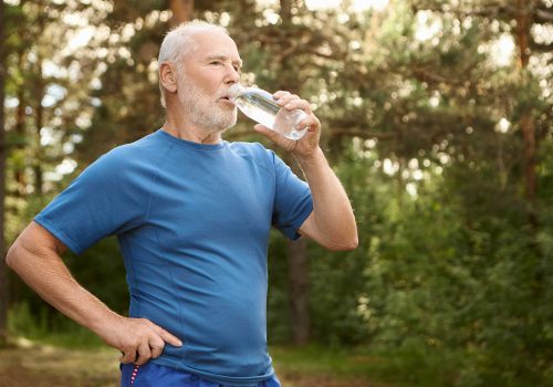 Wenn das Durstgefühl nachlässt: So viel Wasser braucht der Körper