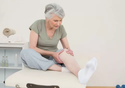 Osteoporose: Wenn ein Sturz plötzlich Folgen hat
